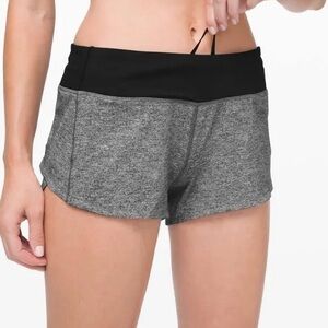 lululemon low rise 2.5” speed up shorts